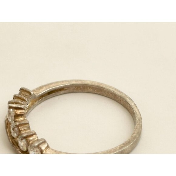 Stackable Chevron | V Shaped CZ 925 Sterling Silver Vintage Ring - sz 6.75 - Picture 6 of 11